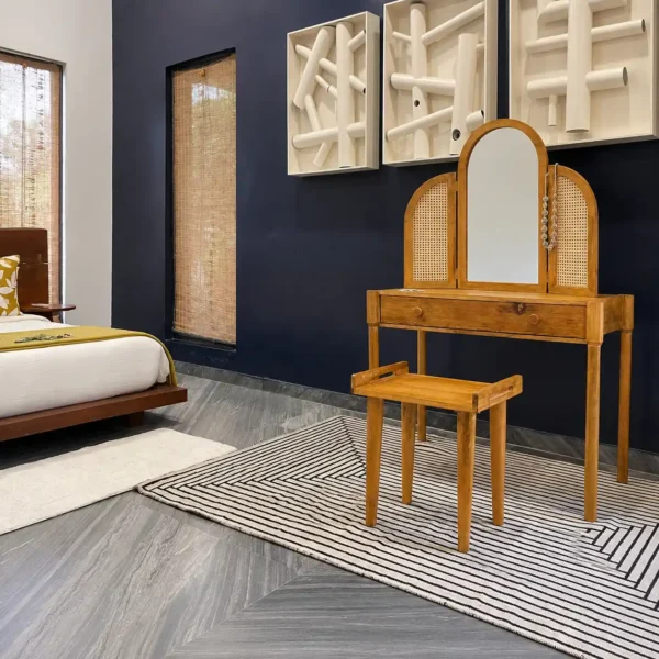 mirror with storage