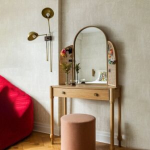 dressing table with mirror